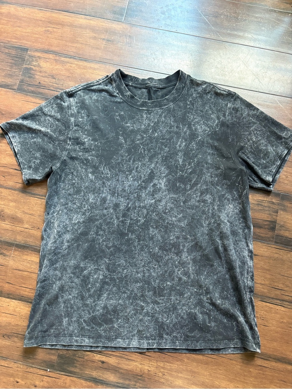 Lululemon all yours tee size 6